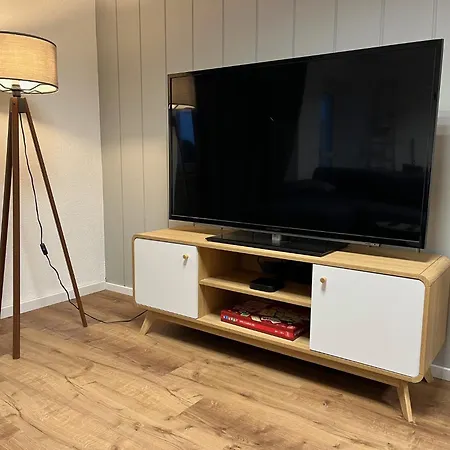 Weimotel Am See Mit Parkplatz, Kueche Und Hdtv Weimar  Zewnętrze zdjęcie